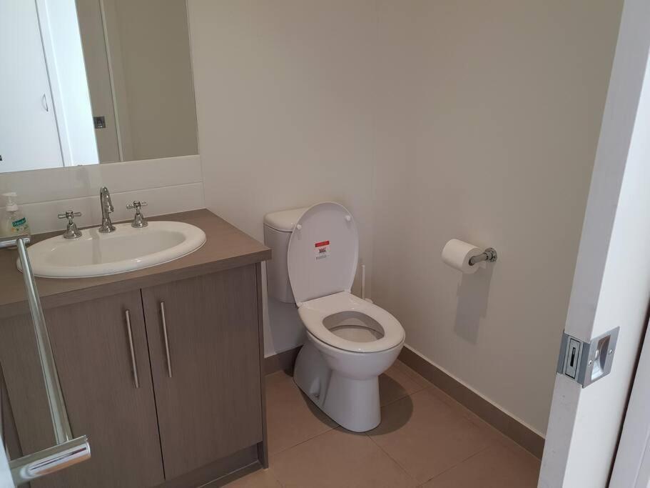 Venus Haven - Beach 1, Linen, Wifi, Netflix Venus Bay Exterior foto